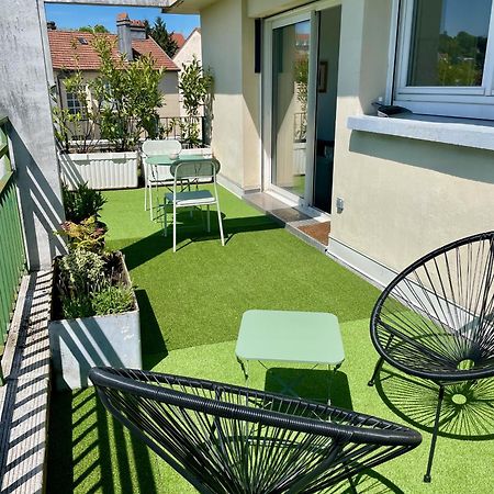 Appartement Avec Terrasse Et Parking Gratuit Accole Монбельяр Экстерьер фото