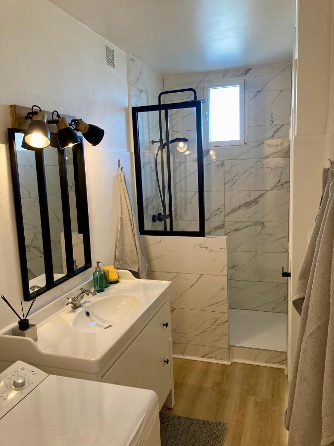 Appartement Avec Terrasse Et Parking Gratuit Accole Монбельяр Экстерьер фото