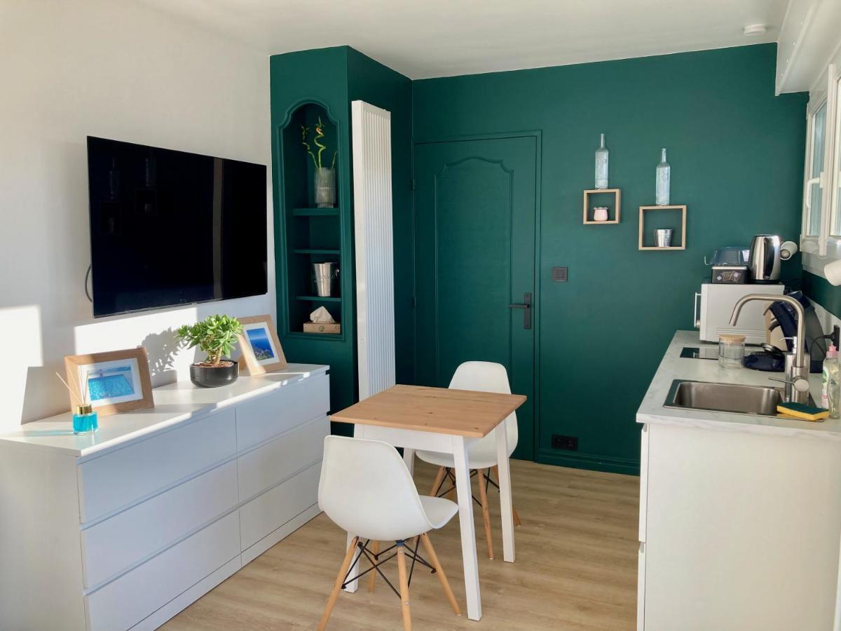 Appartement Avec Terrasse Et Parking Gratuit Accole Монбельяр Экстерьер фото