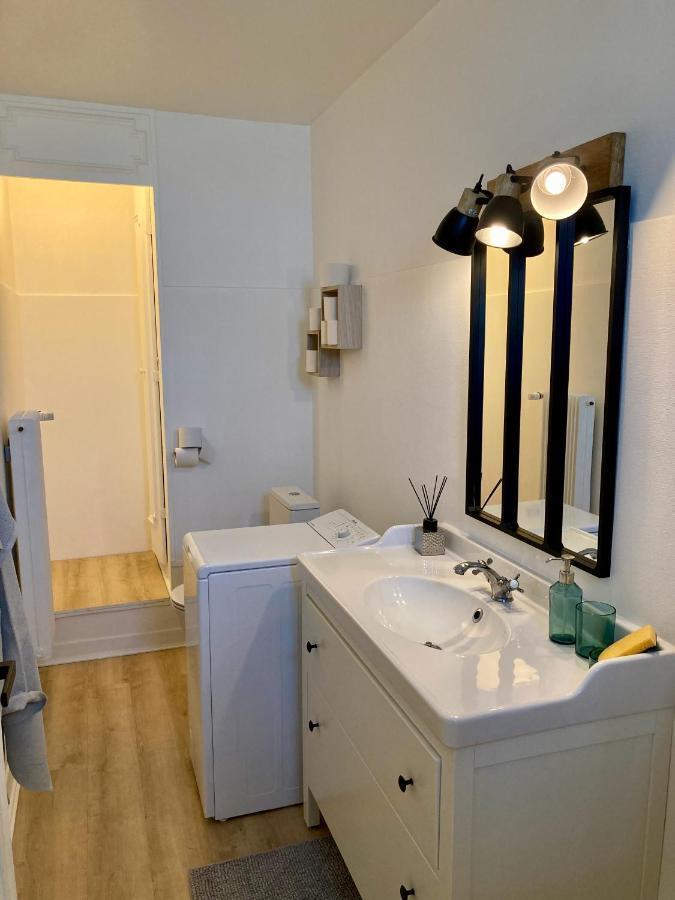 Appartement Avec Terrasse Et Parking Gratuit Accole Монбельяр Экстерьер фото